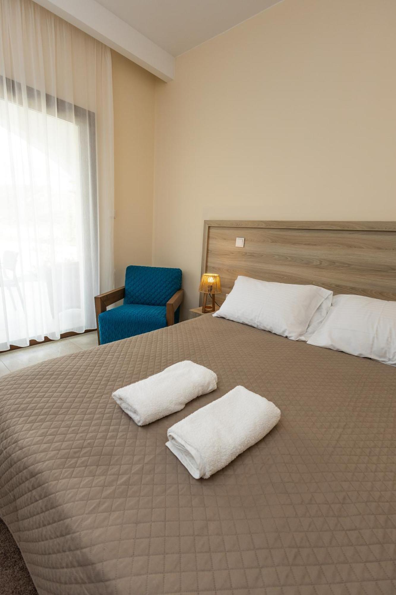 Vina Oliva Resort Pissouri Eksteriør billede