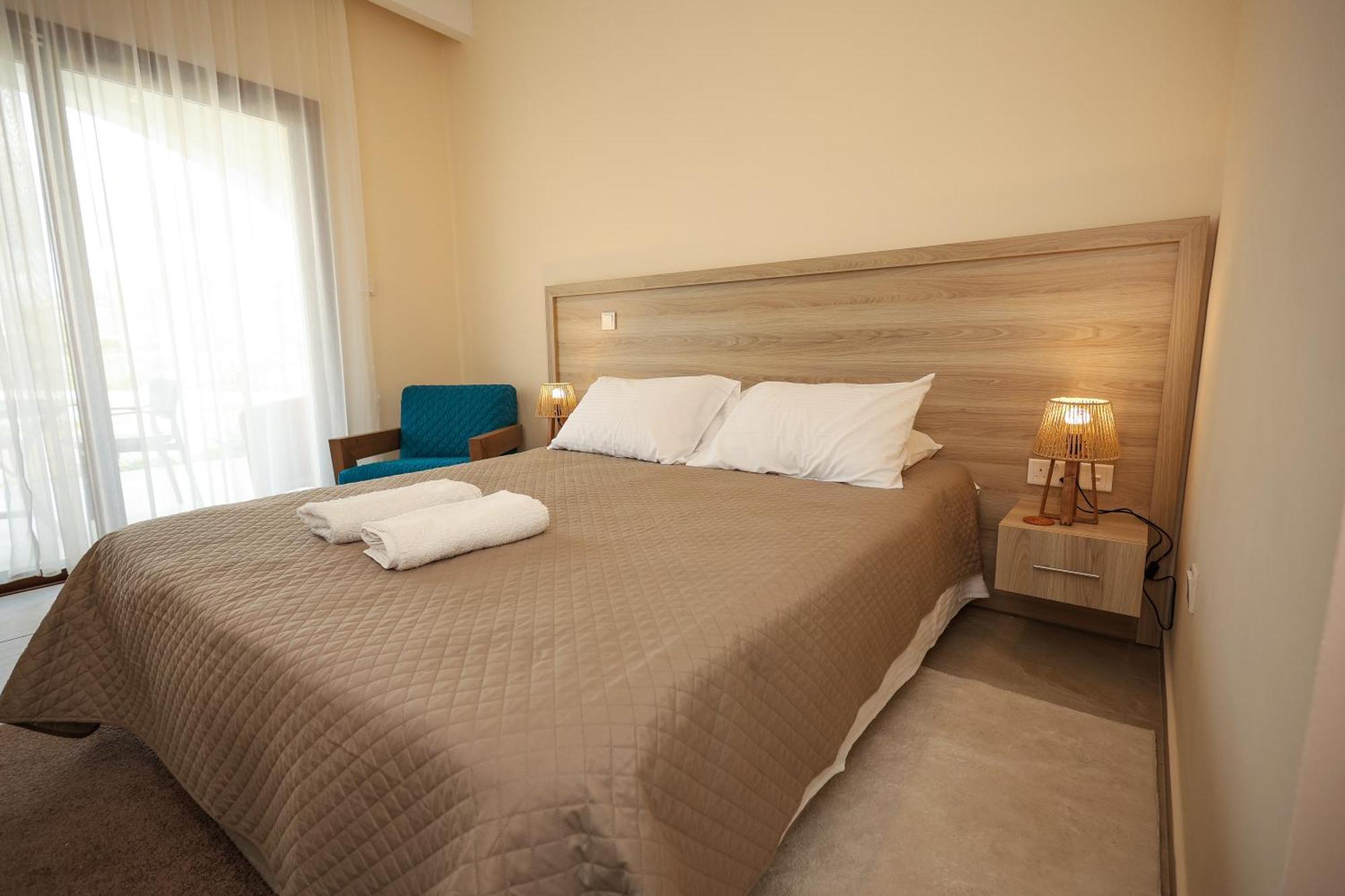 Vina Oliva Resort Pissouri Eksteriør billede